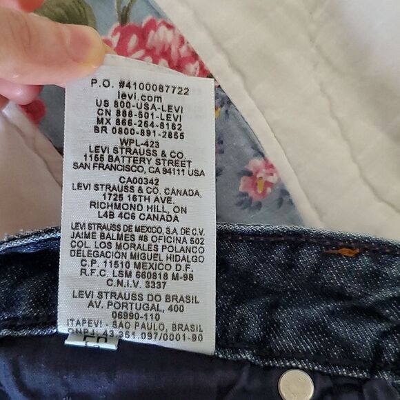 Levi's 553 Mid Rise Boot Cut Women's Jeans Size 6S - Picture 7 of 12